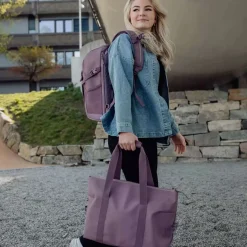 Beckmann Street 48H Weekend Bag Grape