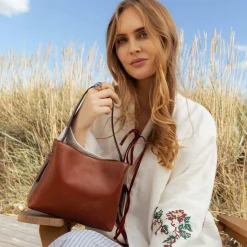 Dixie Naya Small Cognac