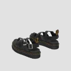 Dr. Martens Avry Svart