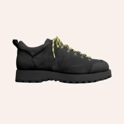 Garment Project Dune Low Black Suede W