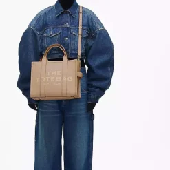 Marc Jacobs Leather Tote Bag Medium Camel