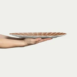Mateus Oyster Tallerk 35x30cm Cinnamon