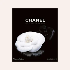 New Mags Bok Chanel Collection and Creations