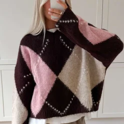 Noella Lai Knit Winetasting Mix