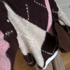 Noella Lai Knit Winetasting Mix