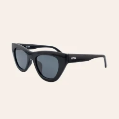 Otra Solbrille Kinni Black/Smoke