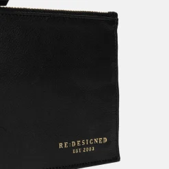 Redesigned by Dixie Faria Svart