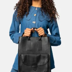 Redesigned by Dixie Felicia Svart