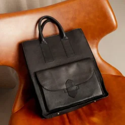 Redesigned by Dixie Felicia Svart