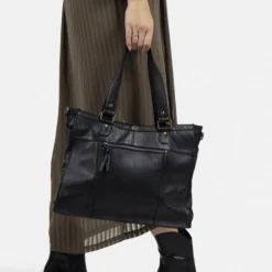 Redesigned by Dixie Molly Urban Black