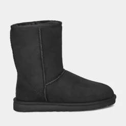 UGG Classic Short Black M