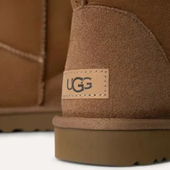 UGG Classic Short II Chestnut W