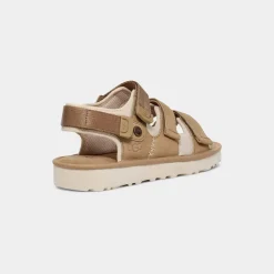 UGG Goldencoast Multistrap Sand M