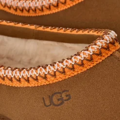 UGG Tasman Chestnut/Bright Mel M