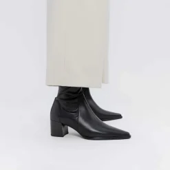 Vagabond Giselle Black W